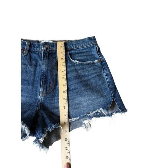 Abercrombie & Fitch The Mom Short High Rise Denim Shorts size 30 Blue - Picture 6 of 9